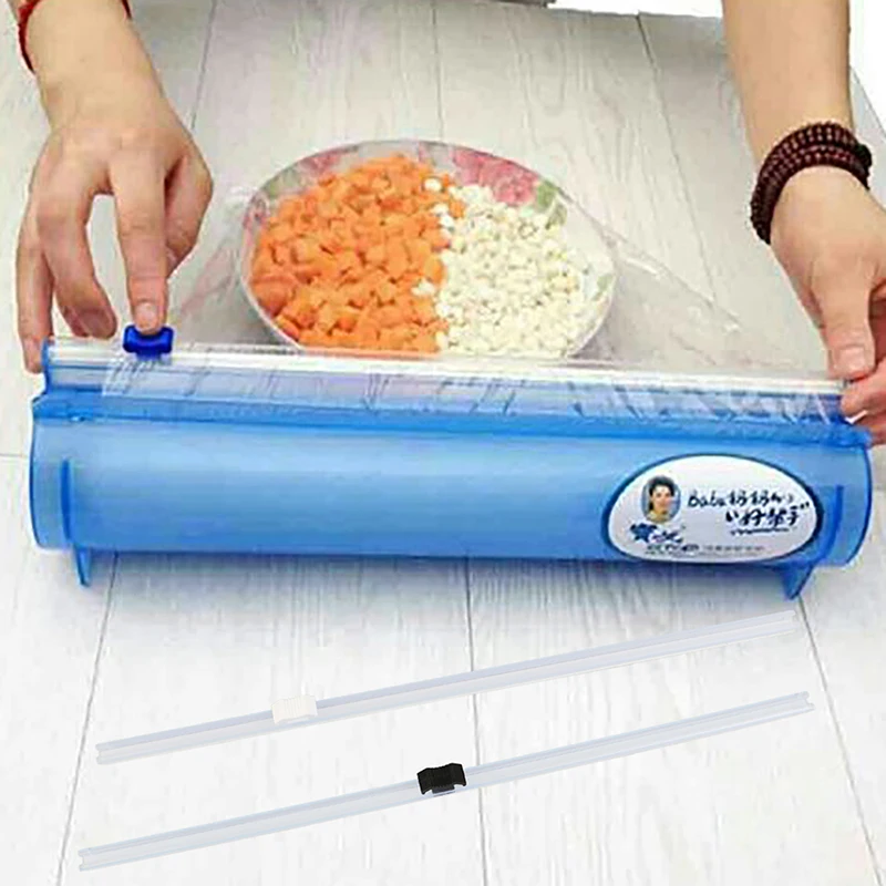 Dispenser per involucro di plastica e taglierina per pellicola per alimenti parte per taglierina per pellicola trasparente