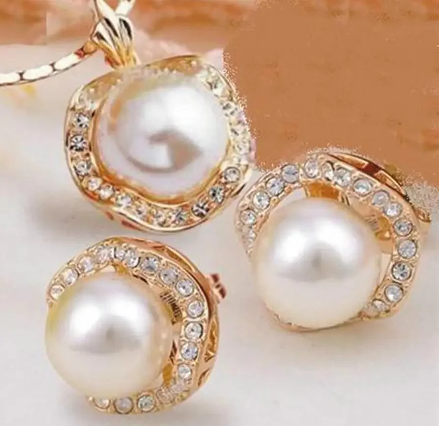 

Women's lady Jewellery bridai South Sea Shell Pearl necklace earrings set