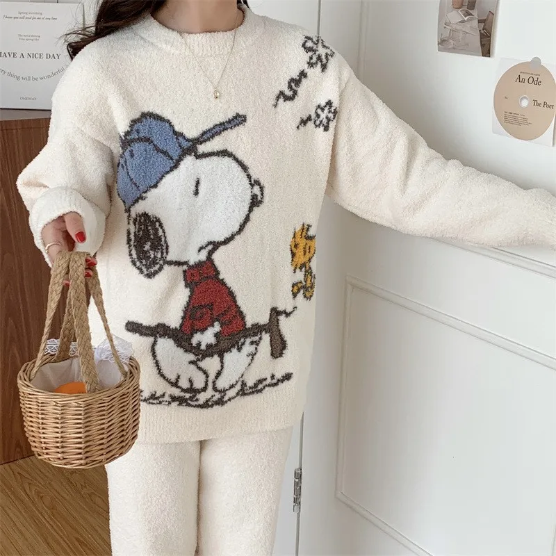 

Snoopy Winter Soft Cute Thickened Warm Round Neck Loungewear Pajamas Set Cartoon Kawaii Anime Plush Toy for Girl Birthday Gift