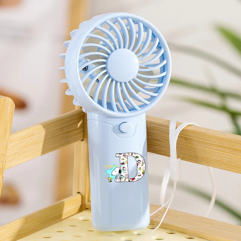 

Мини-ручной вентилятор Snoopy с рисунком аниме, буквенный принт A-Z, вентиляторы для студентов, модный портативный вентилятор, подарки на день рождения
