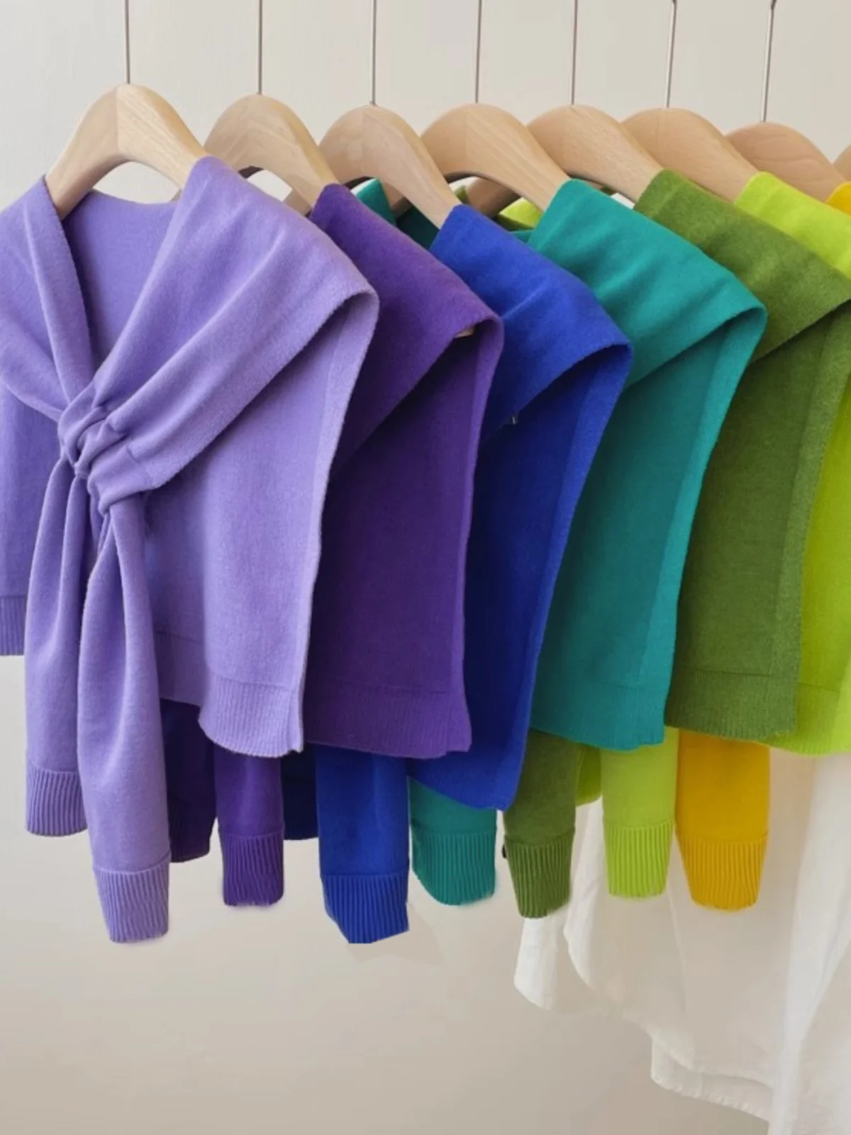 YILIAN Fixed Design Knitted Small Shoulder Wrap Scarf Women's Style Warm Neck Protection Autumn Winter Season Fashion Accessory
