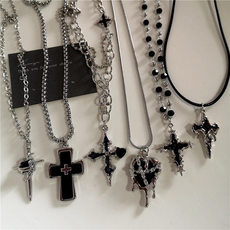 Gothic Punk Black Cross Heart Pendant Chain Choker Necklace For Women Men Hip Hop Charms Aesthetic Y2K Jewelry EMO Accessories