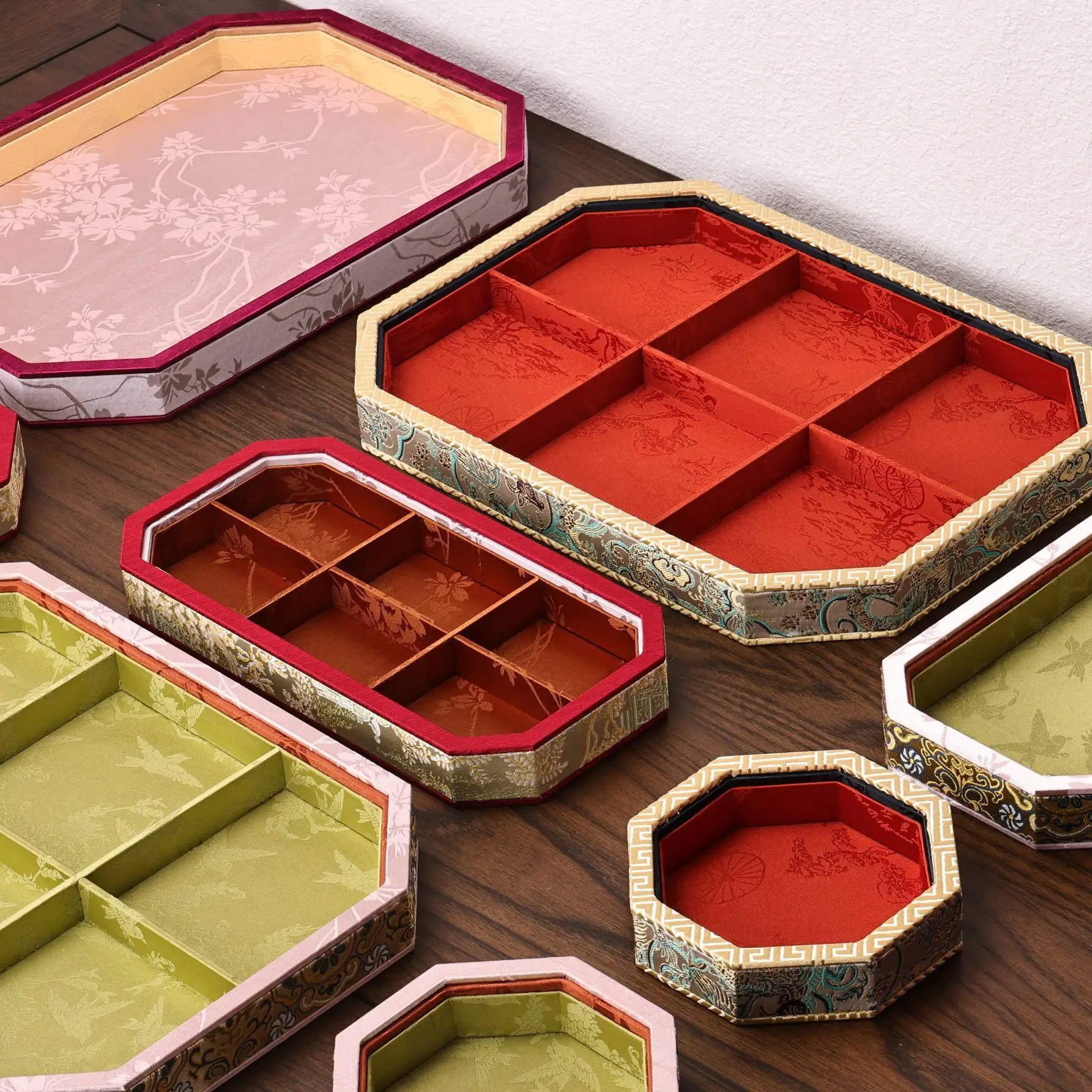 

Guofeng Octagonal Jewelry Box Storage Tray with Lid Jewelry Bracelet Case Luxury High-end Bracelet Necklace Bracelet Box