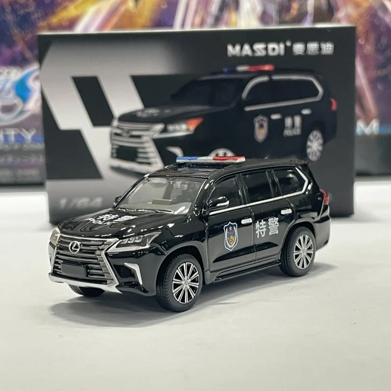 نموذج سيارة مصنوع من خليط معدني من ماسدي 1:64 لكزس LX570 SUV #4