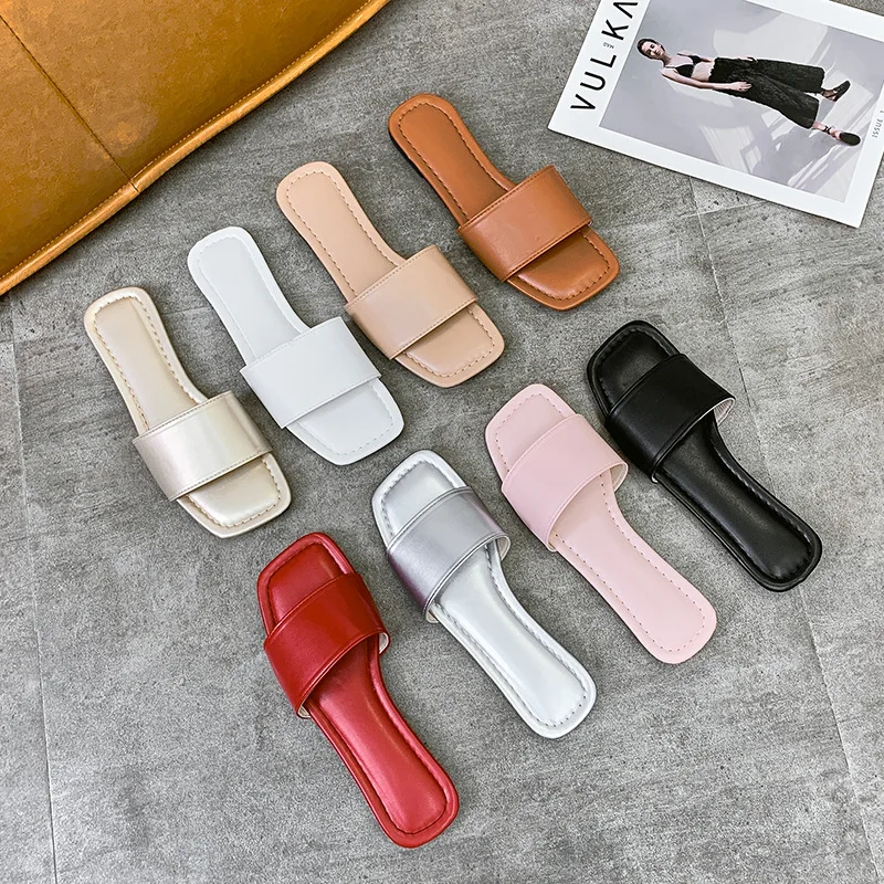 Women Slippers Summer New Fashion Korean Women Lightweight Wear Resistant Square Head One Size Large Size 43 Beach Slippers