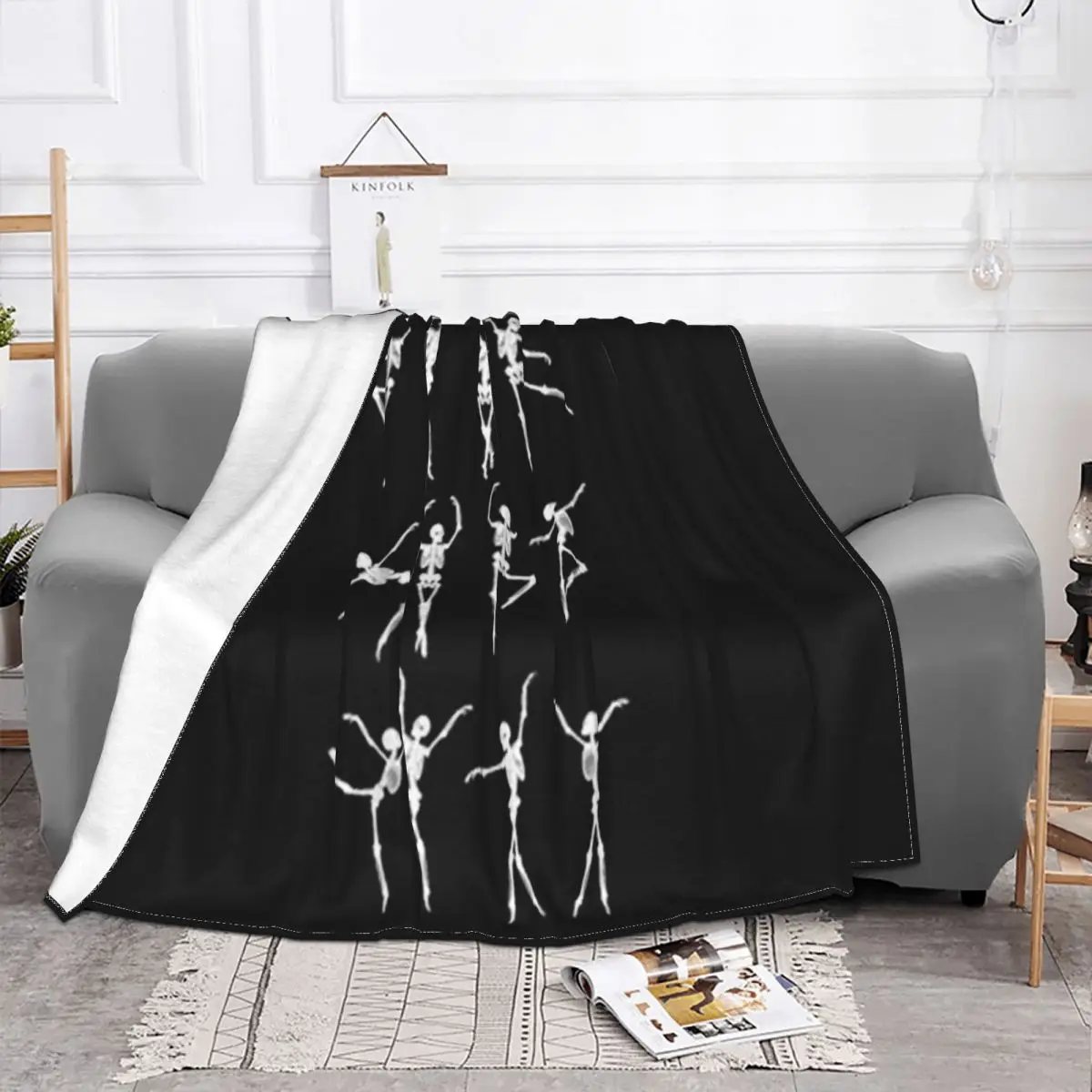 Original Halloween Dancing Ballet Pattern Skeleton Ballerina Costume Hot Sell Throw Blanket