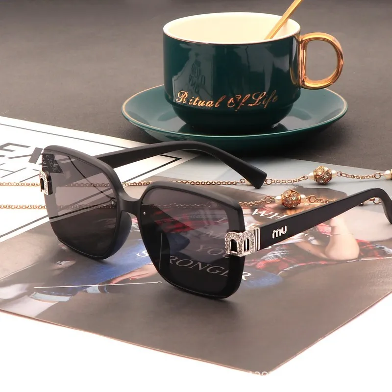 

Polarized Women's Sunglasses Fashion Retro, Luxury Vintage Sun Glasses for Driving, Trendy UV400 Protection Shades