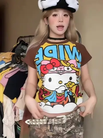 8 best sales Sanrio-tröja - №1