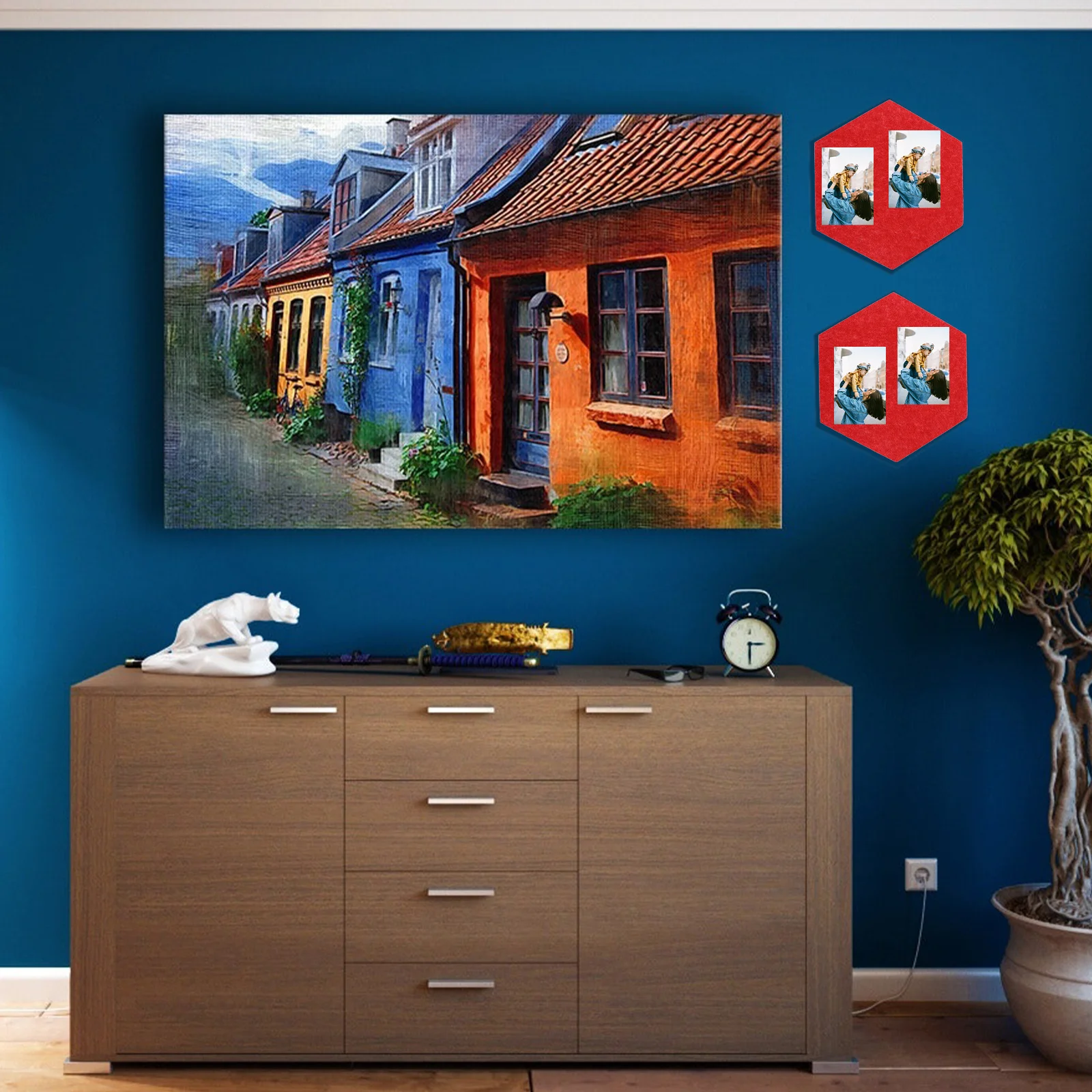 

12Pcs Hexagon Felt Panel Red Message Board Photo Display Wall Sticker for Restaurant Office Home Classroom Decoration