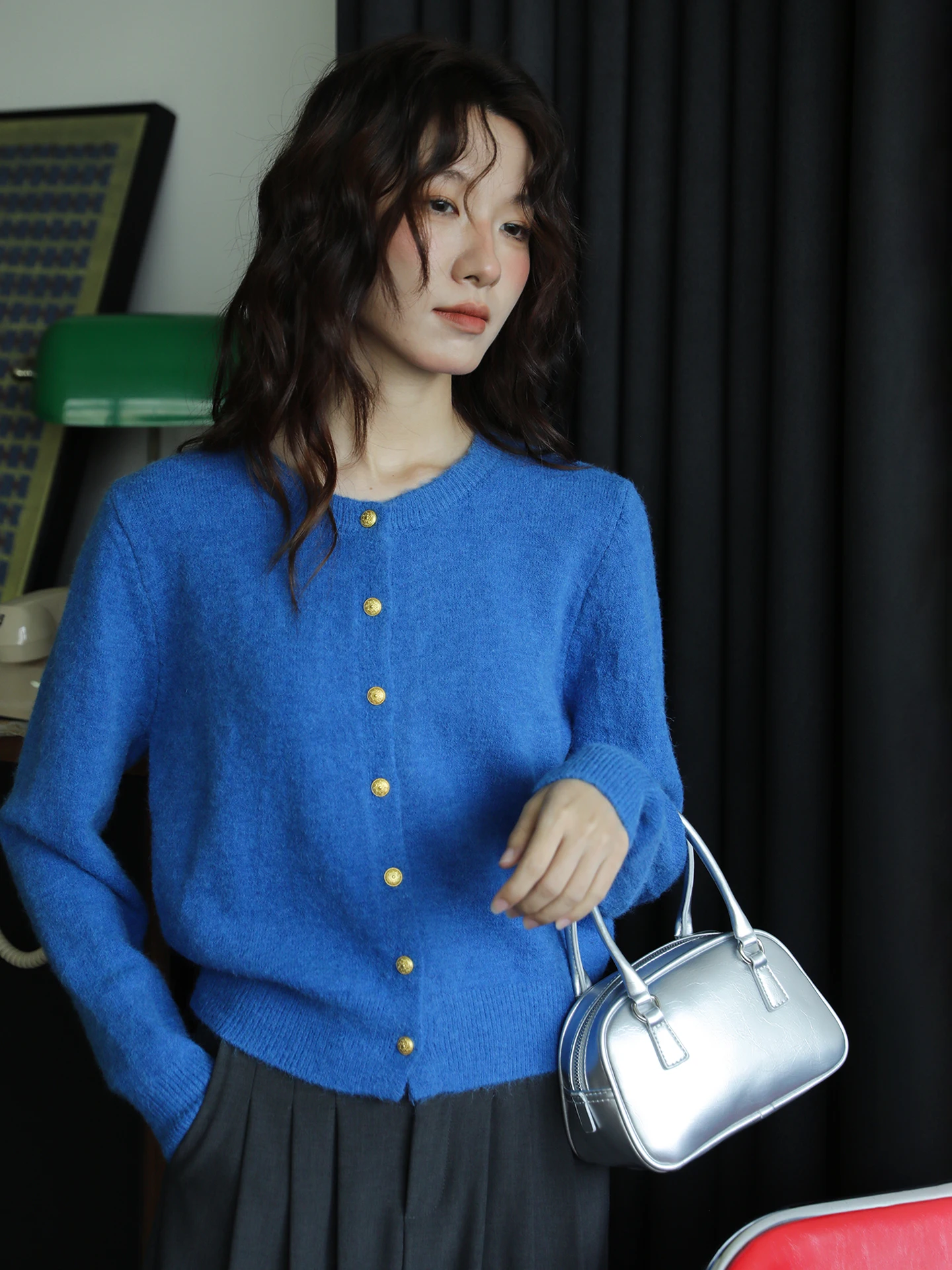 

Синий круглый вязаный свитер-кардиган для женщин, осенне-зимний, мягкий, удобный, с длинными рукавами, винтажный, модный, повседневный, свободного кроя, топ