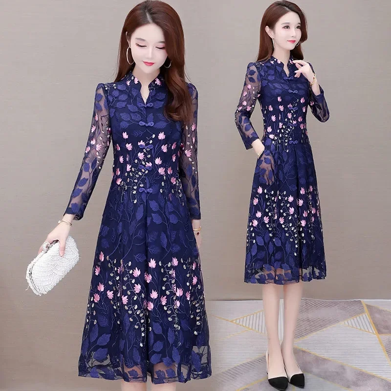 2022 New Spring Women Popular Chinese Style Improved Cheongsam Version Slim Long-Sleeved Temperament Embroidered Dress This Year