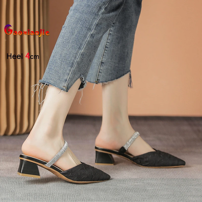 

2023 летние элегантные женские босоножки Baotou на высоком каблуке, 4 см, закрытые остроконечные полутапочки для женщин, шлепанцы, блестящая обувь со стразами