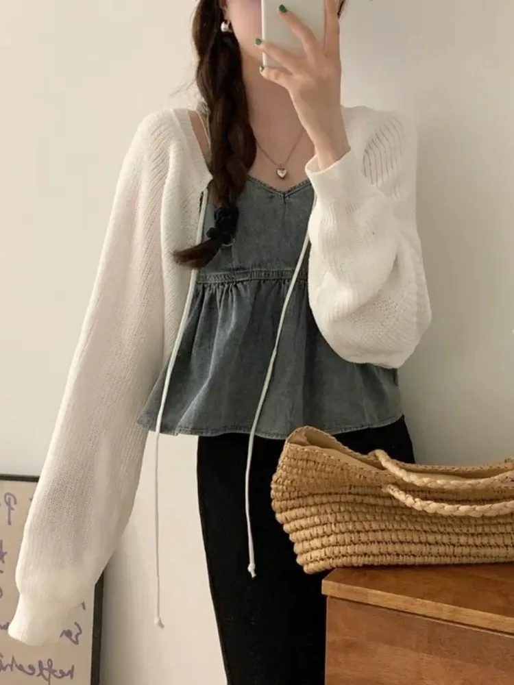 

Джинсовый топ в стиле ретро V-Ne, женский летний новый гонконгский верхняя одежда с кружевной отделкой, верхняя одежда irt для поездок на работу, обычная длина