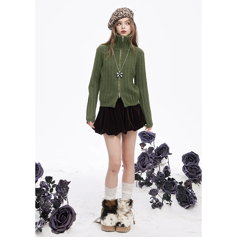 เสื้อสเวตเตอร์ ELFSACK คอลเลคชั่นฤดูหนาว 2025 สไตล์ Y2K แนว Preppy ผ้าริบแนวตั้ง ซิปเต็มตัว ปกเสื้อแบบลาペル สำหรับผู้หญิง