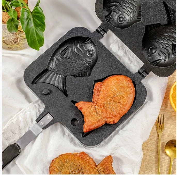 Pancake Batter Dispenser Maker Fish Waffle Dessert Pan Japanese Cake Baking Tools