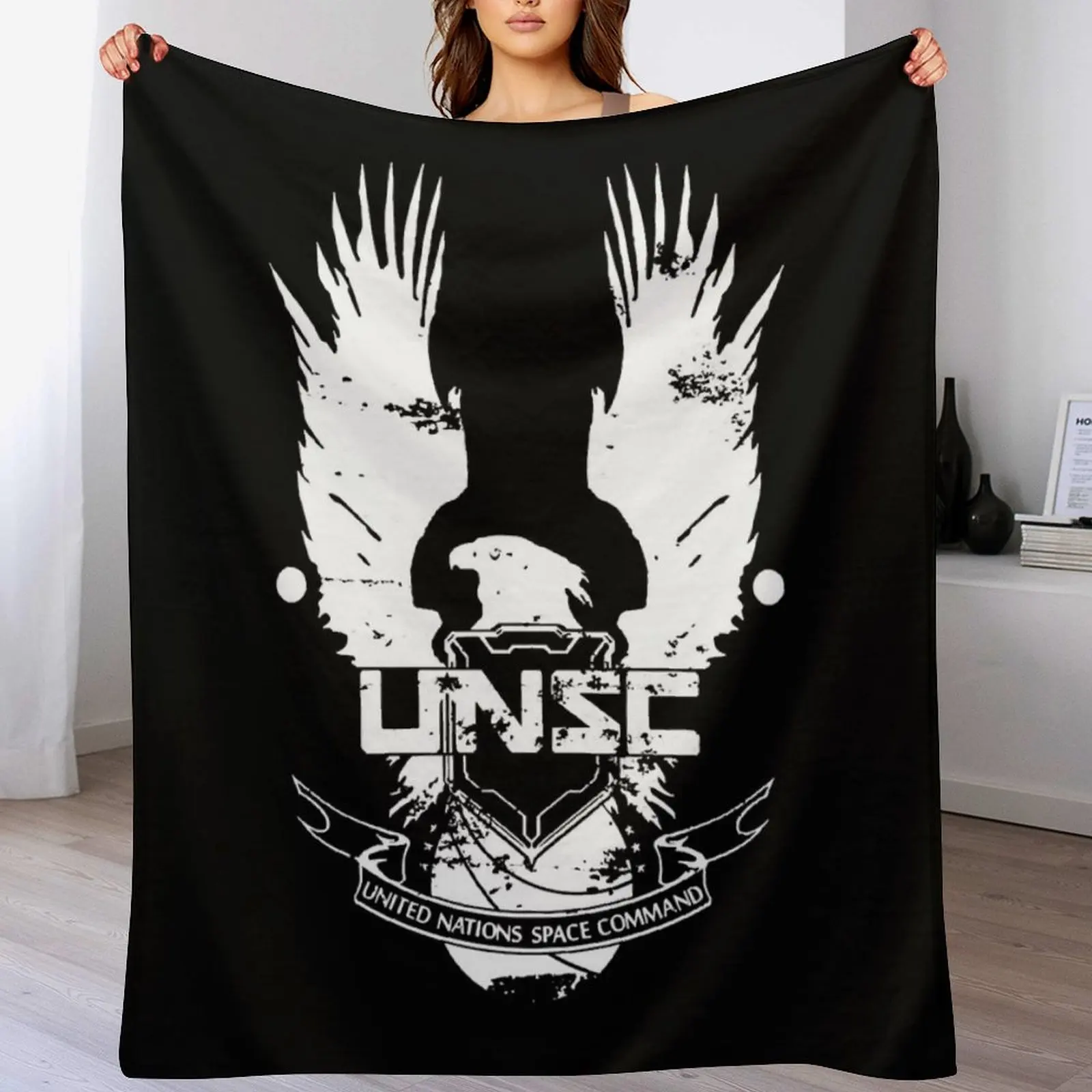 

Halo UNSC Worn Logo High Quality Throw Blanket Thermal Retros Blankets