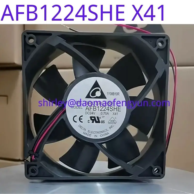 

Совершенно новый оригинальный AFB1224SHEX41 24 В 0,75 А 12038 Delta C серии DC охлаждающий вентилятор с водонепроницаемым