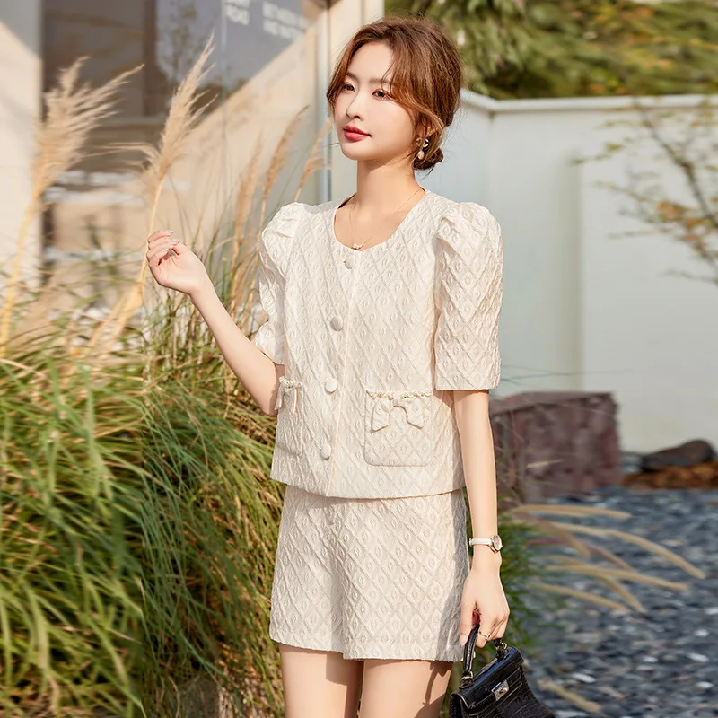 Elegant Embossed Short Sleeve Suit Coat Women's Summer High-End Small Fashionable High Waist Shorts Suit