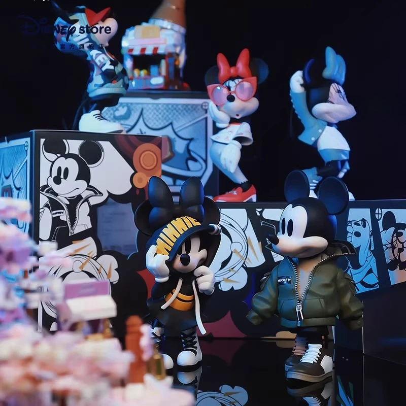 

Модная фигурка Disney с Микки и Минни, настольное украшение, Коллекционная игрушка - стильный подарок на праздник и день рождения