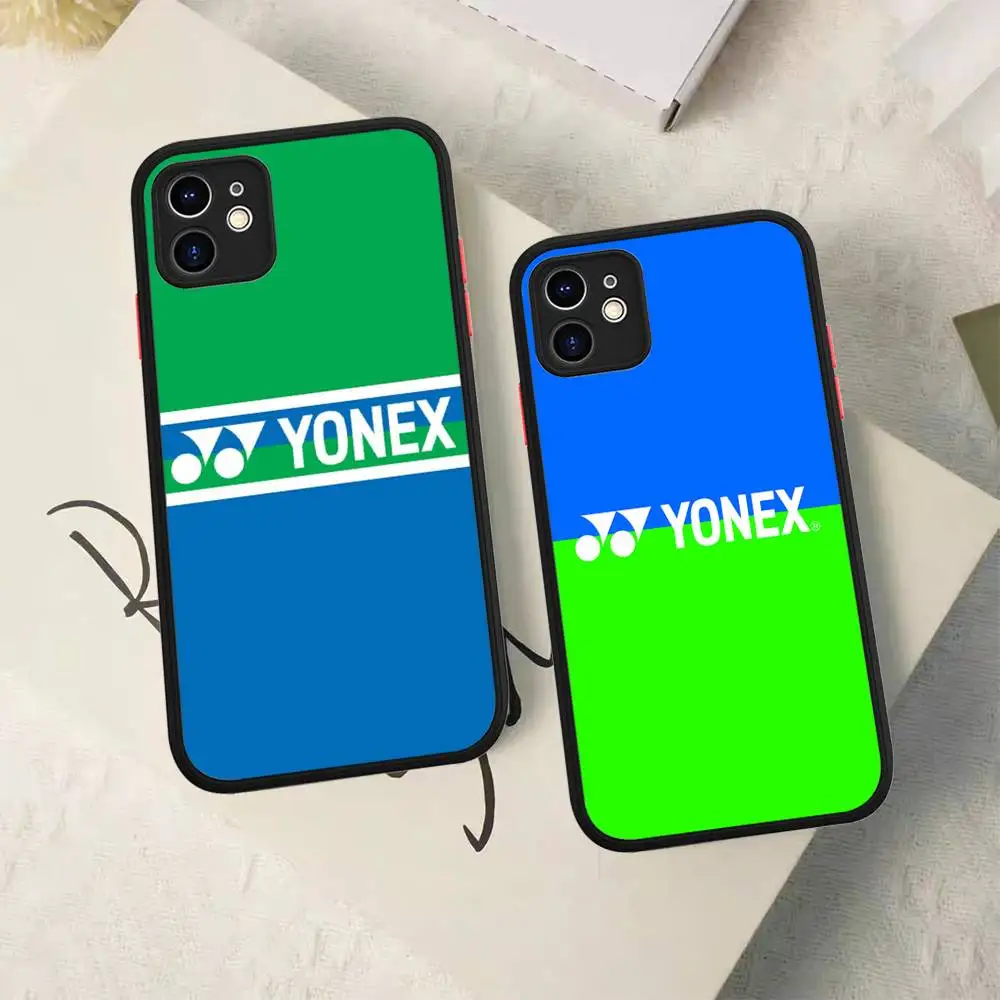 Funda de Teléfono Translúcida Negra Y-Yonex para iPhone 16 15 14 13 12 11 Pro Max X XS MAX Plus