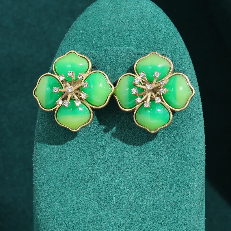 

Vintage Green Glazed Four Leaf Earrings Gold Color For Woman Rhinestones Stone Festival Trendy Accessories Antique Retro 2026