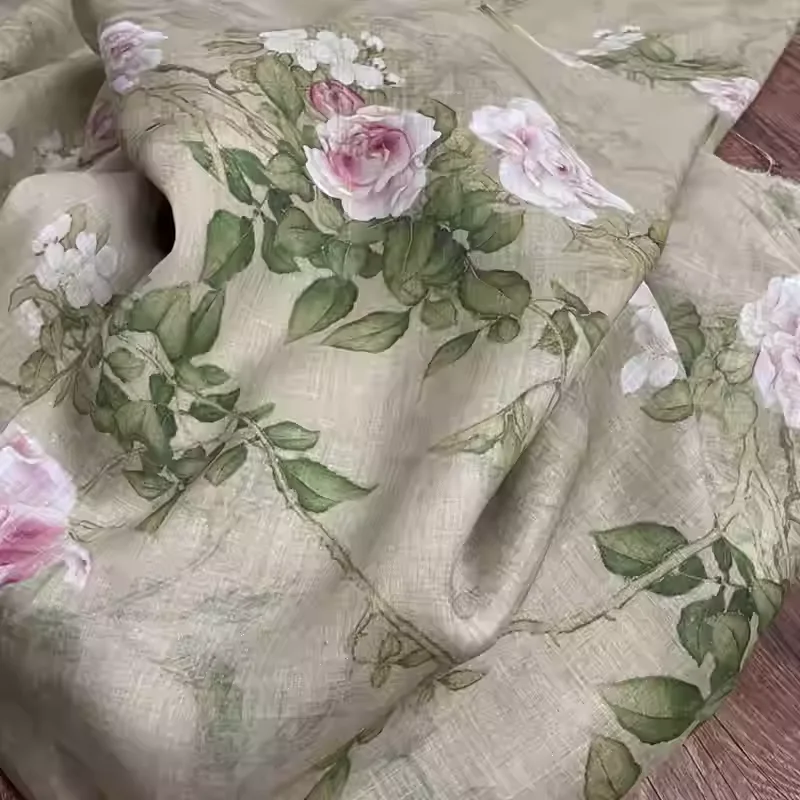 

50×138 cm printed pure ramie fabric, suitable for making breathable summer clothing such as shirts, dresses, and cheongsams.