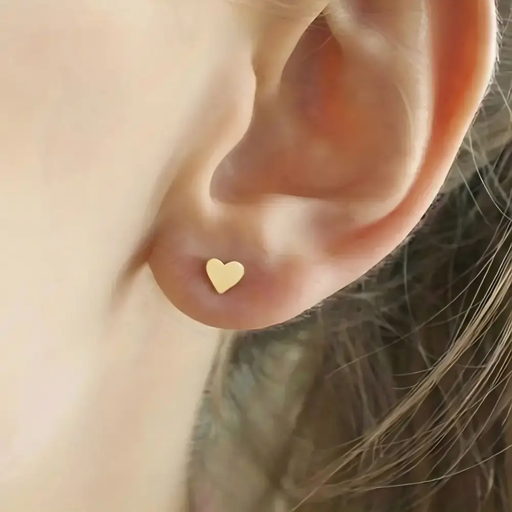 2 قطعة الحب القلب أقراط مستديرة للنساء الأذن ثقب الفولاذ المقاوم للصدأ بار الزنمة الغضروف القرط اللولب لطيف مجوهرات