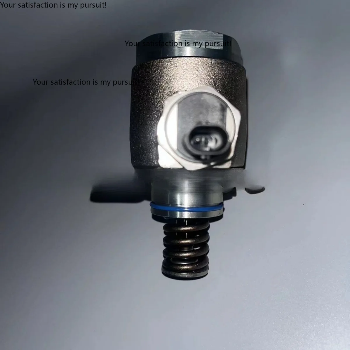 Suitable for Volkswagen EA111 engine high pressure oil pump high pressure pump Suiteng Langyi 1.4T fuel pump 03C127026