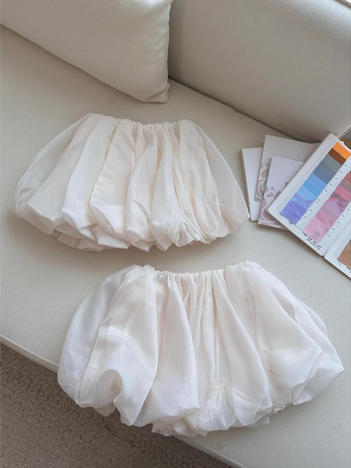 

Женская юбка-трапеция с высокой талией из легкой ткани Bubble Veil, осенняя коллекция 2025, корейский стиль, полиэстер