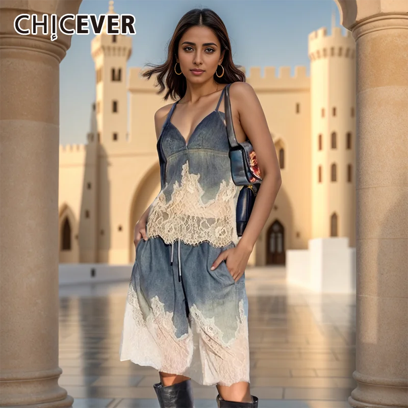 

CHICEVER Embroidery Spliced Lace 2 Piece Set For Women V Neck Sleevelss Tops High Waist Loose Shorts Chic Denim Sets Female New