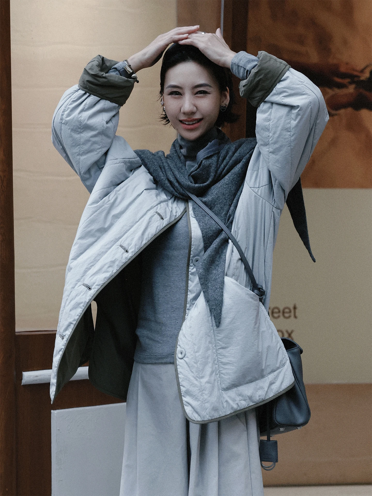 

Двусторонняя легкая куртка из верблюжьего пуха и хлопка TT для женщин, осенне-зимняя, с круглым вырезом, теплая хлопковая верхняя одежда