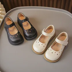 Girls Leather Shoes 2024 Spring Autumn Fashion Kids Mary Janes with Cut-outs Heart Princess Sweet Children Dress Shoes Soft Chic