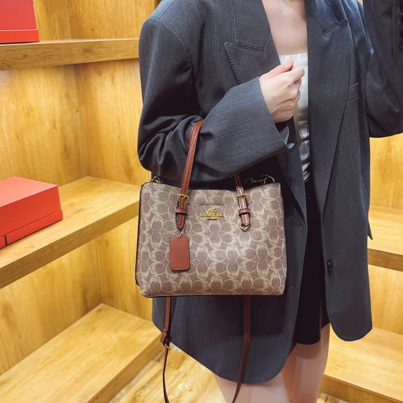 Women's bag trendy high-end sense versatile large-capacity portable bucket bag classic shoulder messenger bag