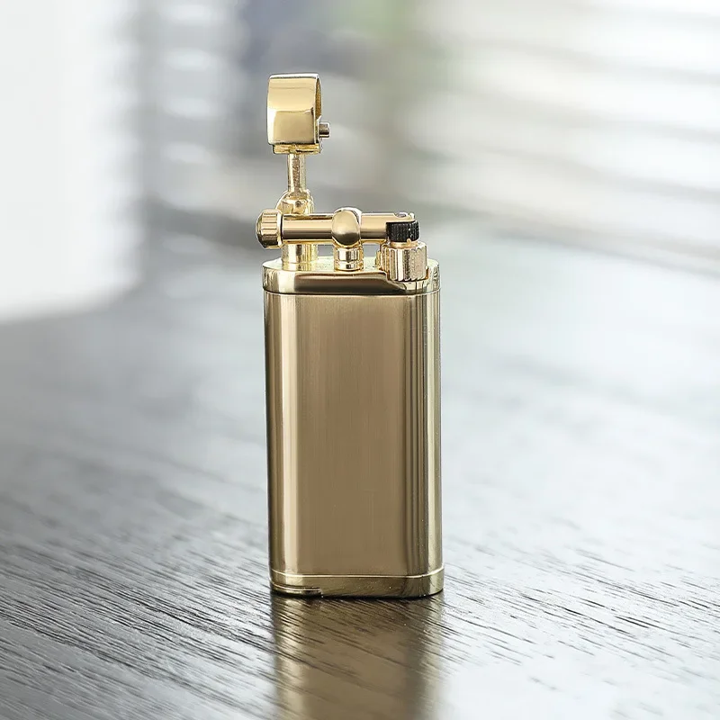 

SPUNK Retro Metal Outdoor Windproof Butane Gas Lighter Rocker Arm Grinding Wheel Oblique Flame Pipe Cycle Use Lighter Cigar Tool