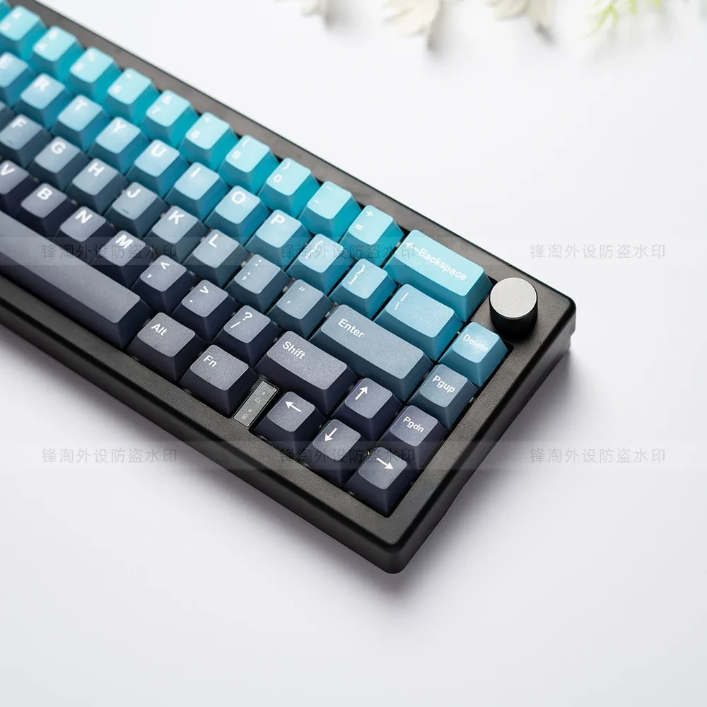 Gradual change color keycap blue and black gradual change color scheme PBT hot sublimation original high personality keyboard ca