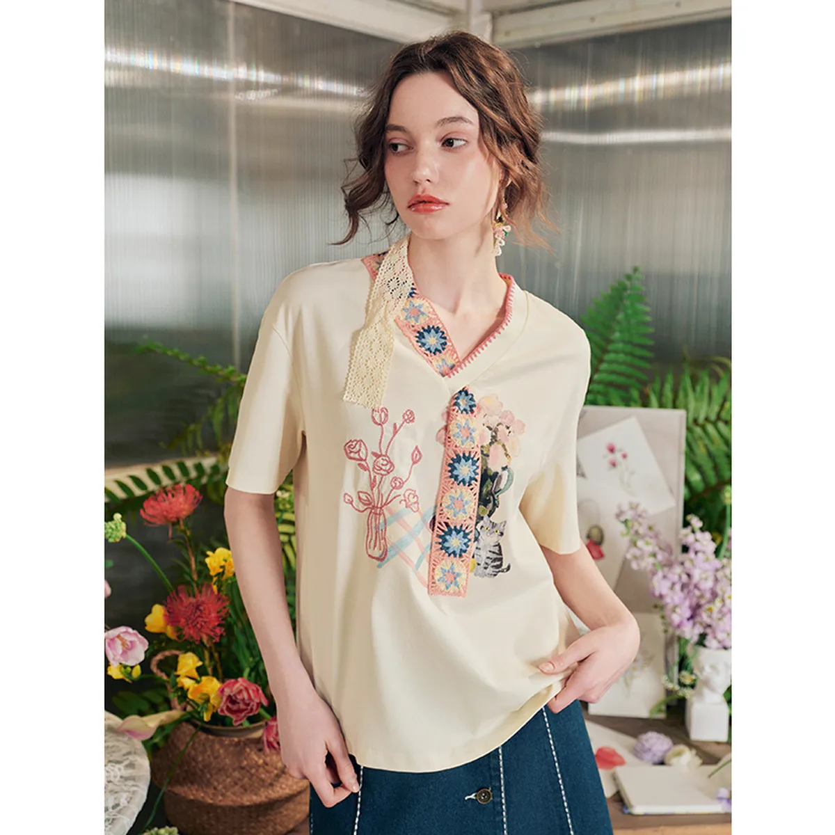 Van Gogh's Literary Summer Breeze Chasing Flowers Hand Hooked Tie Printed Short Sleeve T-Shirt Women