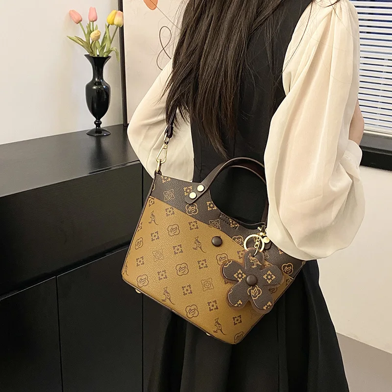 

Unique High-End Vintage Backpack Bag for Stylish Casual Use with Large Capacity Minimalist Design Trendy