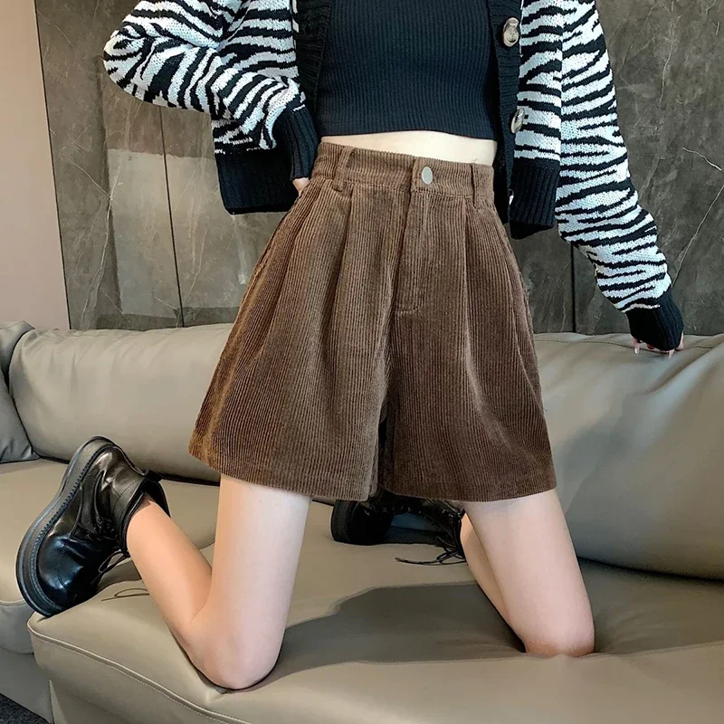 2024 spring corduroy shorts female college style high waist wide-leg pants female retro padded casual shorts female