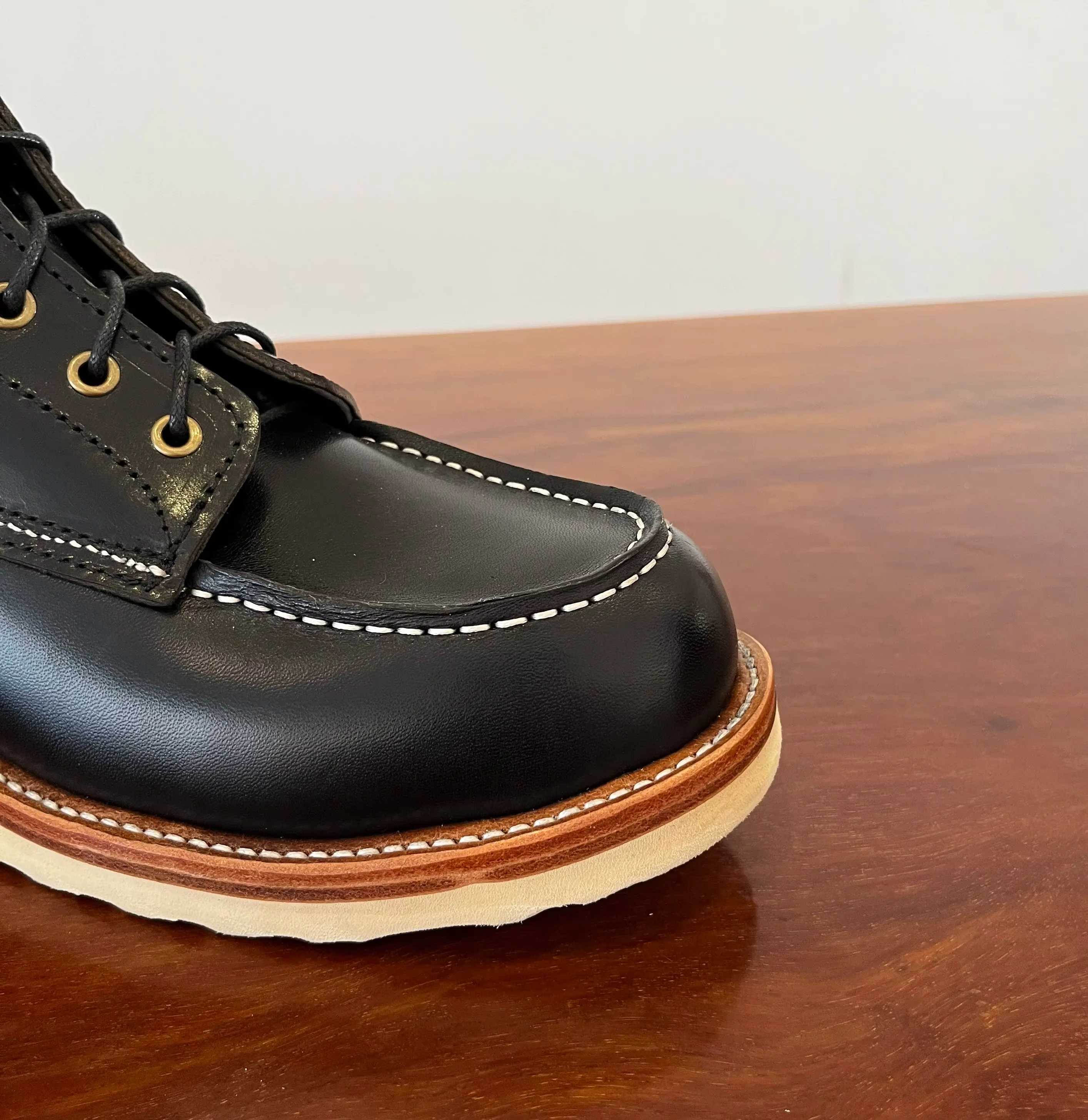 V750Men High Top Moc Toe Leather Work Boots Vintage Goodyear Welt Motorcycle Boots Non Slip Wedge Sole Outdoor CasualTall Riding