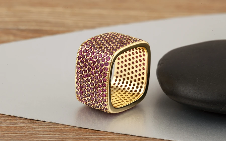 Nidin Neue trendige quadratische Form eingelegte Kristall-Zirkon-Ringe für Frauen und Männer, 5 Farben zur Auswahl, Hip-Hop-Stil, Fingerschmuck, schicke Geschenke – Detail 15