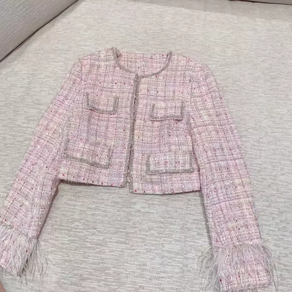 

2025 Spring New French Retro Feather Patchwork Long Sleeve Tweed Coat Women High-End Elegant Socialite Sweet Pink Short Coats