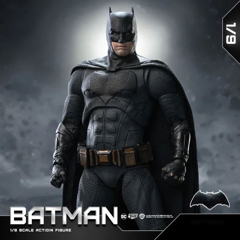 

Fondjoy Justice League Light Armor Batman Model Sculpt Action Figures in Stock 19cm DC Batman Collect Model Boy Birthday Gifts