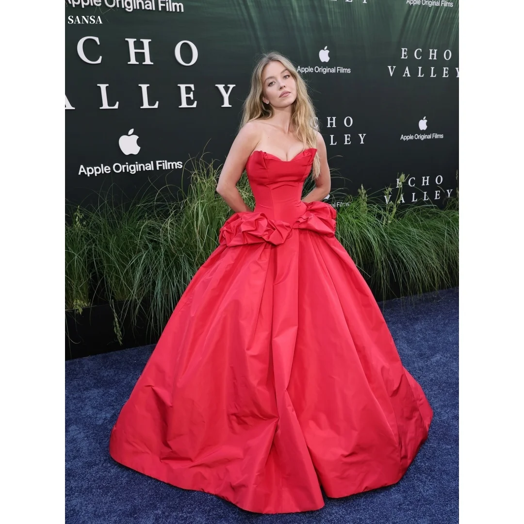 

Sansa Customized Red Strapless Backless Prom Dresses Sleeveless فساتين للمناسبات الخاصة Floor-Length Satin vestidos de festa