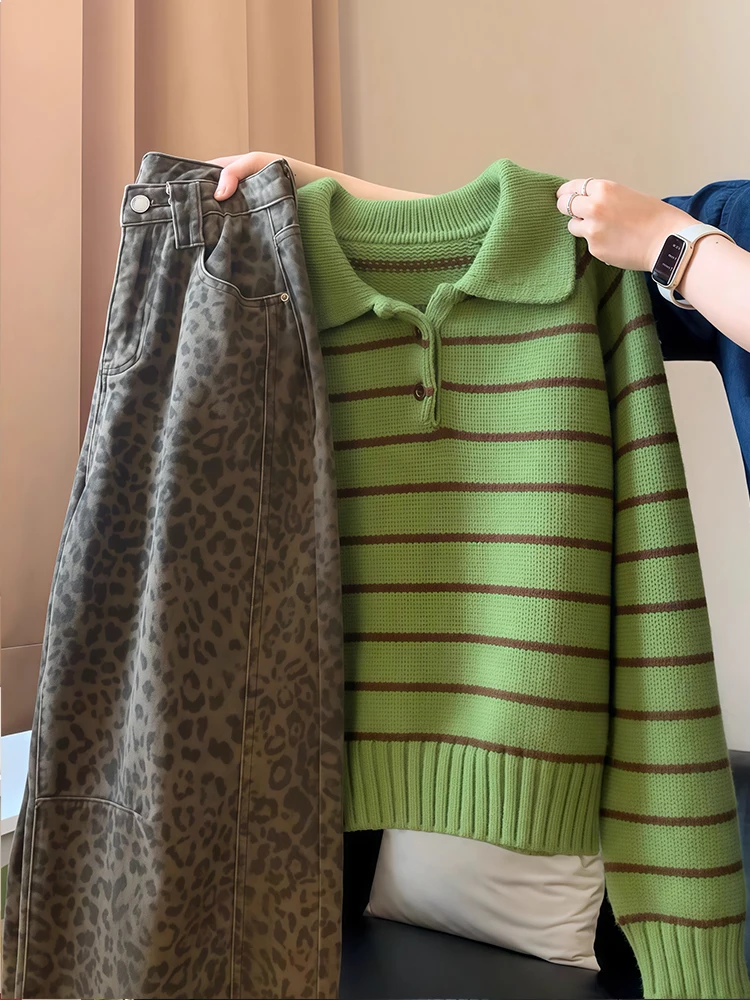 レトロストライプニットセーター女性の秋冬新作 Sle 韓国カレッジ Sle 年齢軽減デザイン痩身ニットトップ