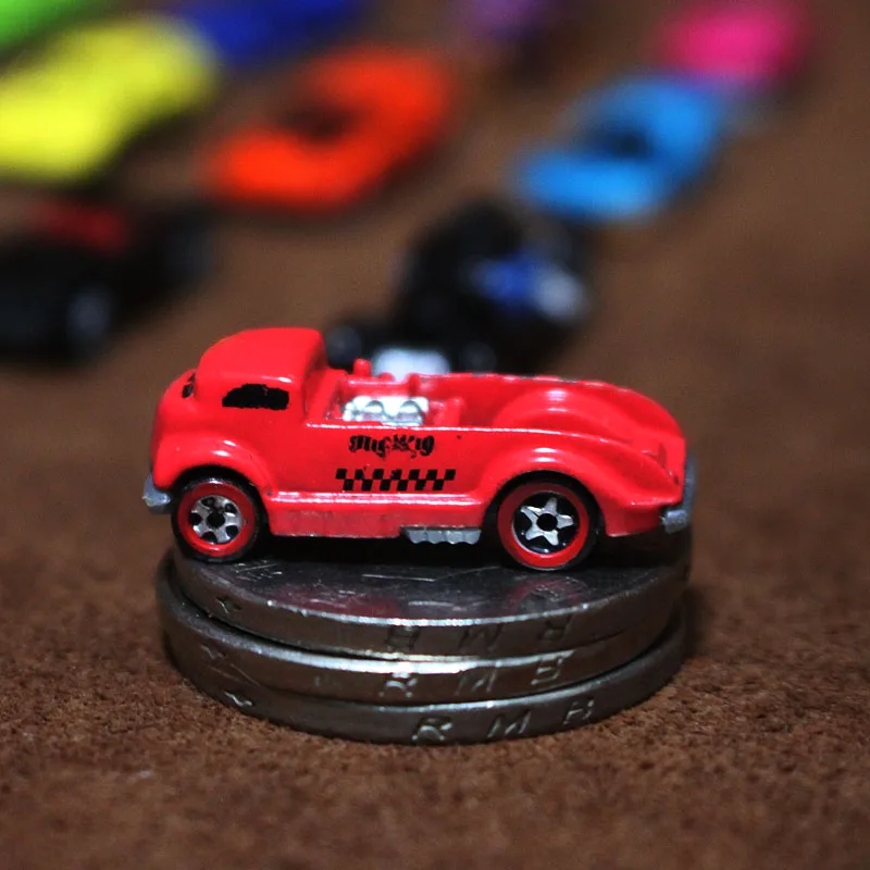 2cm Mini Car Metal Model  Car Sports Car Decoration Toy