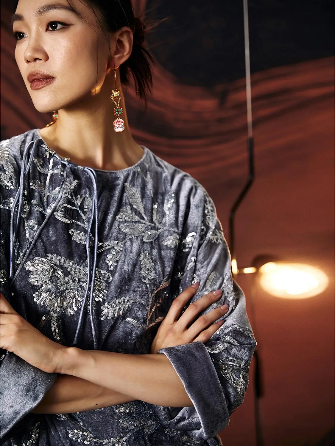 velours-inje-paillettes-broderie-retro-faion-bouton-irt-ameliore-tang-costume-haut-femmes-faionable-slim-fit-chinois-sl