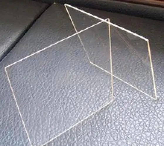 

Высокопрозрачное ультрабелое стекло 50*50*2 мм, различные варианты размеров мелких заготовок/индивидуальная фигурная вырубка