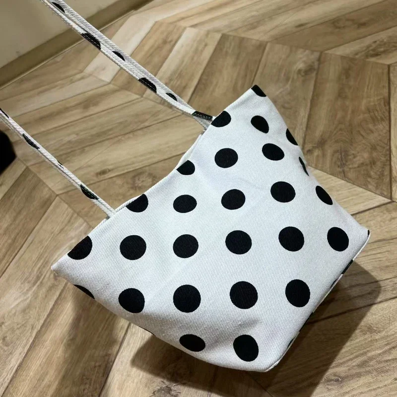 Koreanische Umhängetasche aus Denim-Canvas mit Polka Dots, leichte, lässige, stilvolle Alltagstasche für Damen, Colorblock-Handtasche für den Arbeitsweg – Detail 8