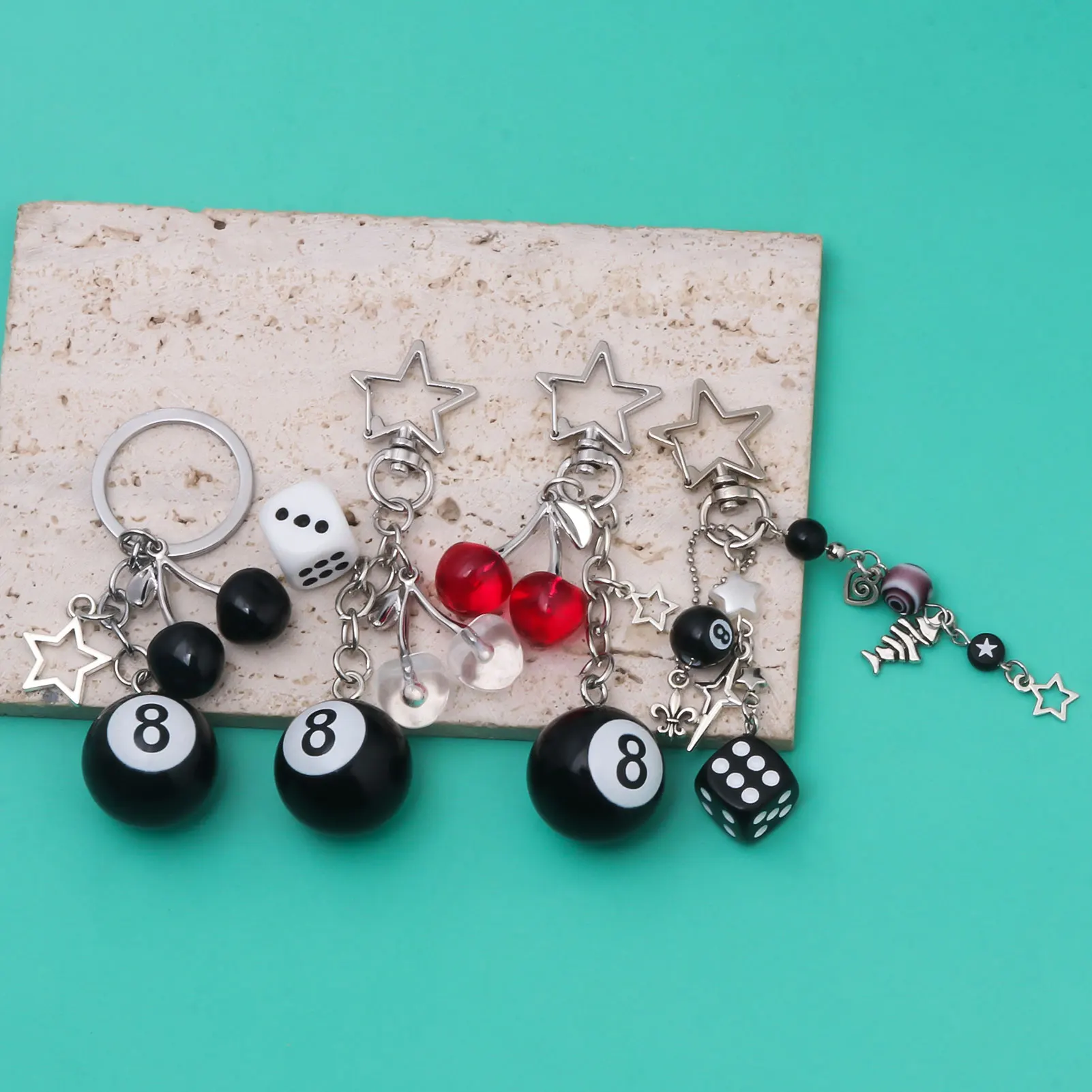 

Hiphop Black 8 Billiard Keychain Mini Ball Keyring Resin Pendant Cherry Decorative Jewelry Gift Target Winner Ball Accessories