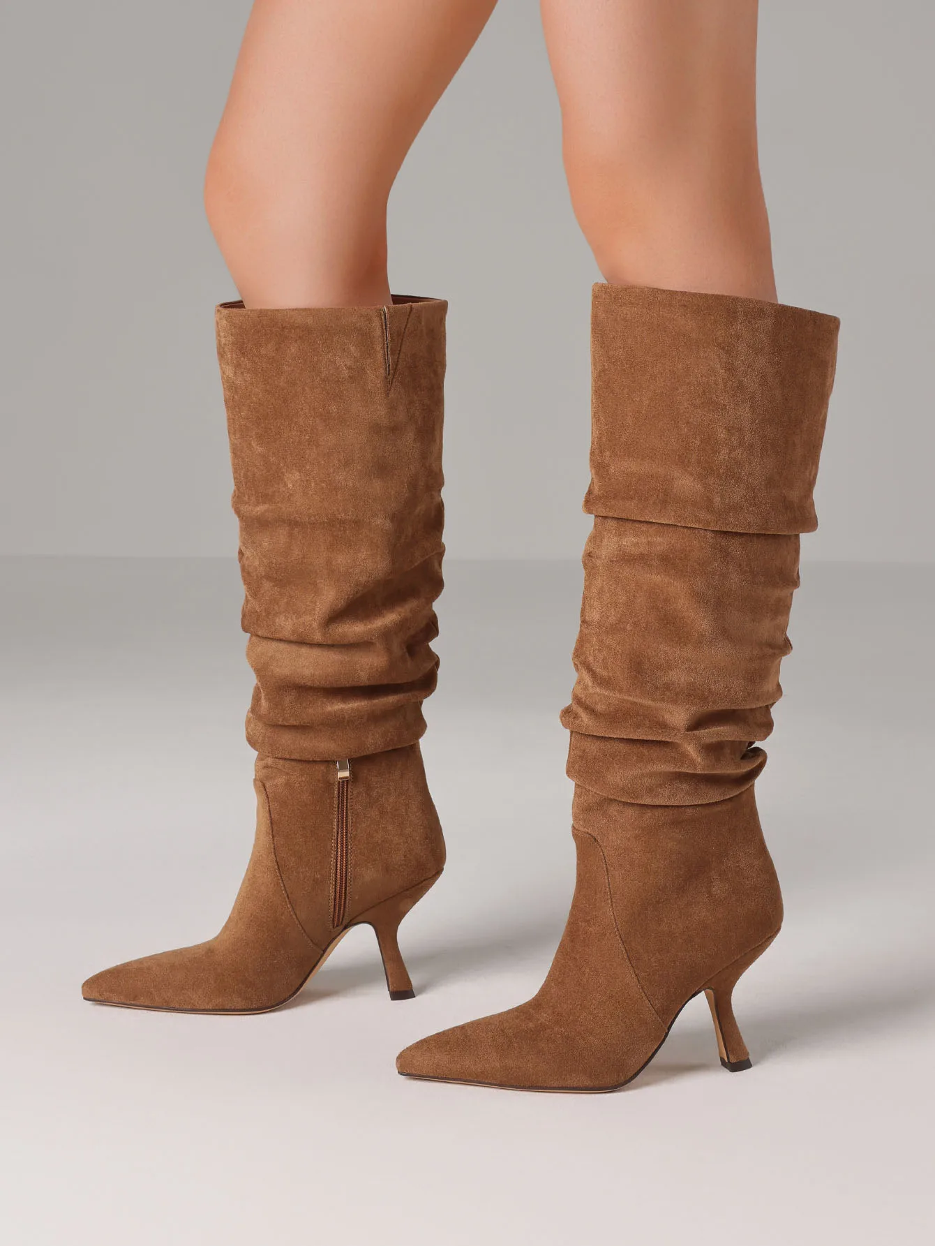 المرأة مترهل حذاء برقبة للركبة أشار تو خنجر عالية الكعب التجاعيد مطوي الجانب سستة سحب على فستان الحفلات مثير الخريف الأحذية